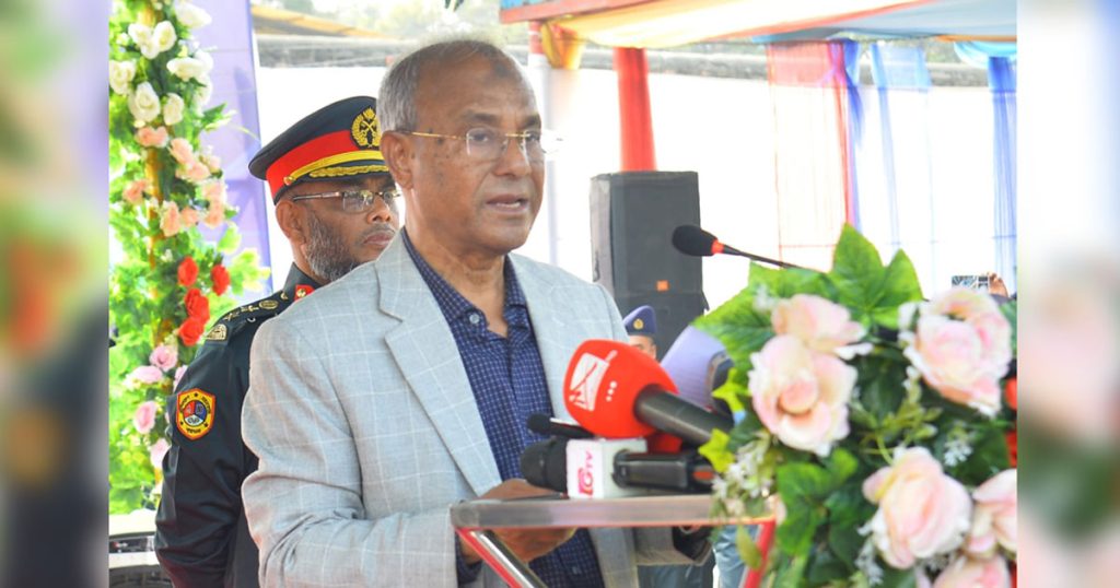 স্বরাষ্ট্র উপদেষ্টা কারাগারের বন্দিদের নিরাপত্তা ও মানবাধিকার নিশ্চিত করা রাষ্ট্রের দায়িত্ব