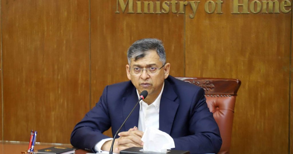 রাষ্ট্রপতির কাছেই শপথ নিয়েছিলেন, তাহলে এখন বিরোধিতা কেন