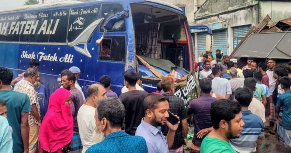 সিলেট ও বগুড়ায় সড়ক দুর্ঘটনা